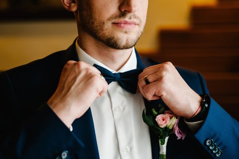 Flash groom bowtie