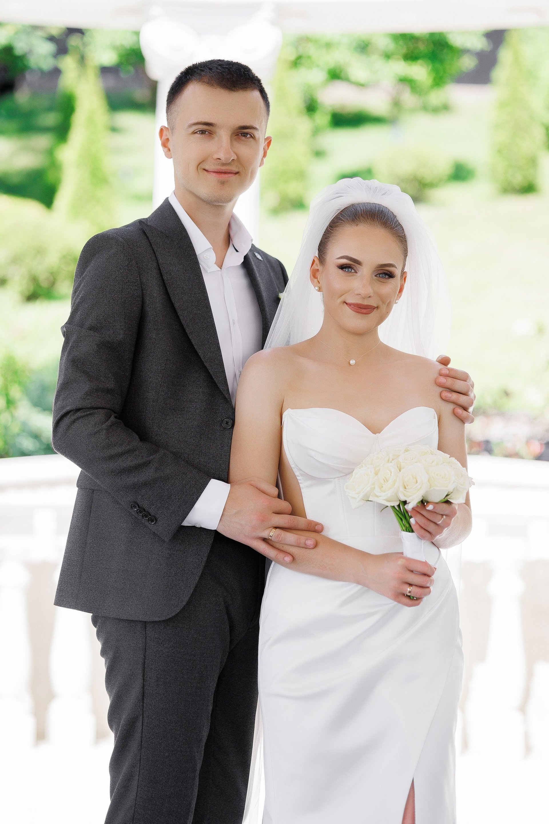Couple at altar